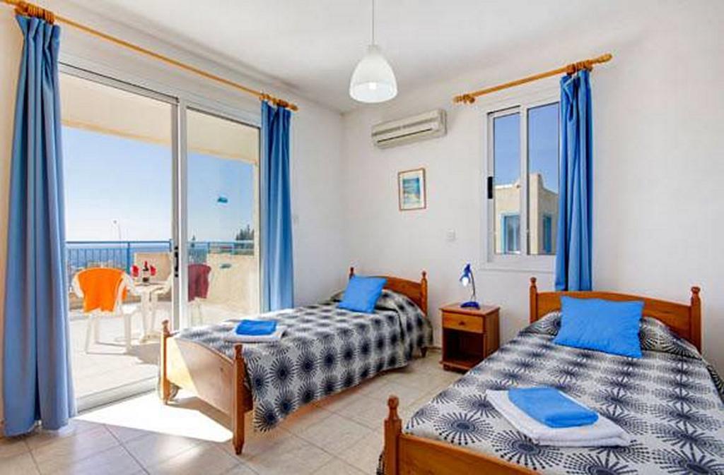 Philippos Paphos Villas - Villa 3 ภายนอก รูปภาพ
