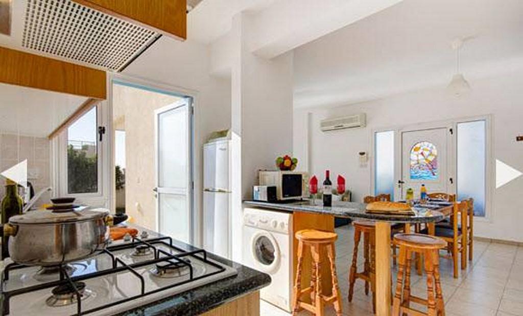 Philippos Paphos Villas - Villa 3 ภายนอก รูปภาพ