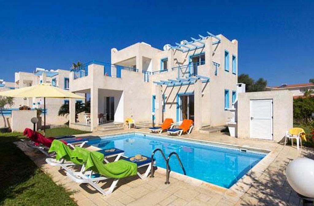 Philippos Paphos Villas - Villa 3 ภายนอก รูปภาพ